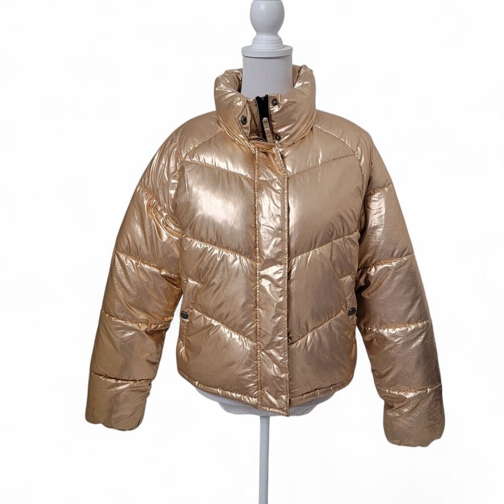 Aeropostale Size M Metallic Puffer Jac, Copper Color, Gently Used Condition